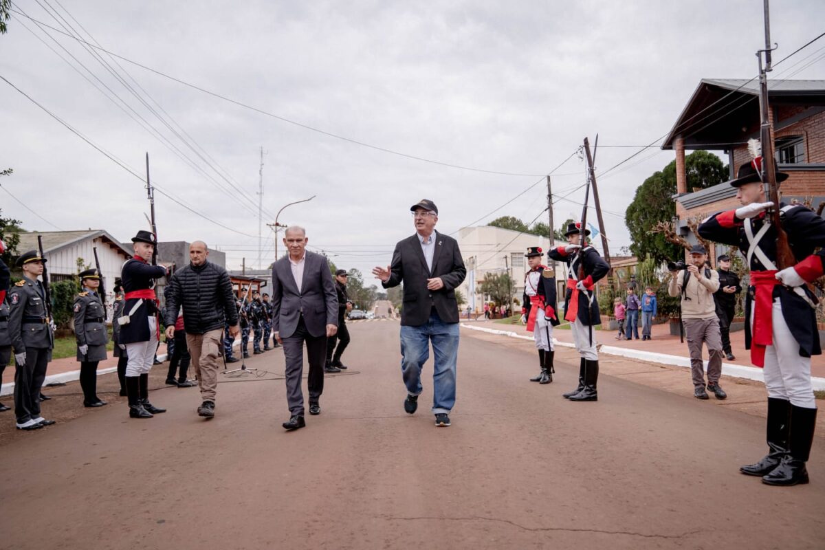 Passalacqua encabezó el acto por el 132° aniversario de Bonpland: 