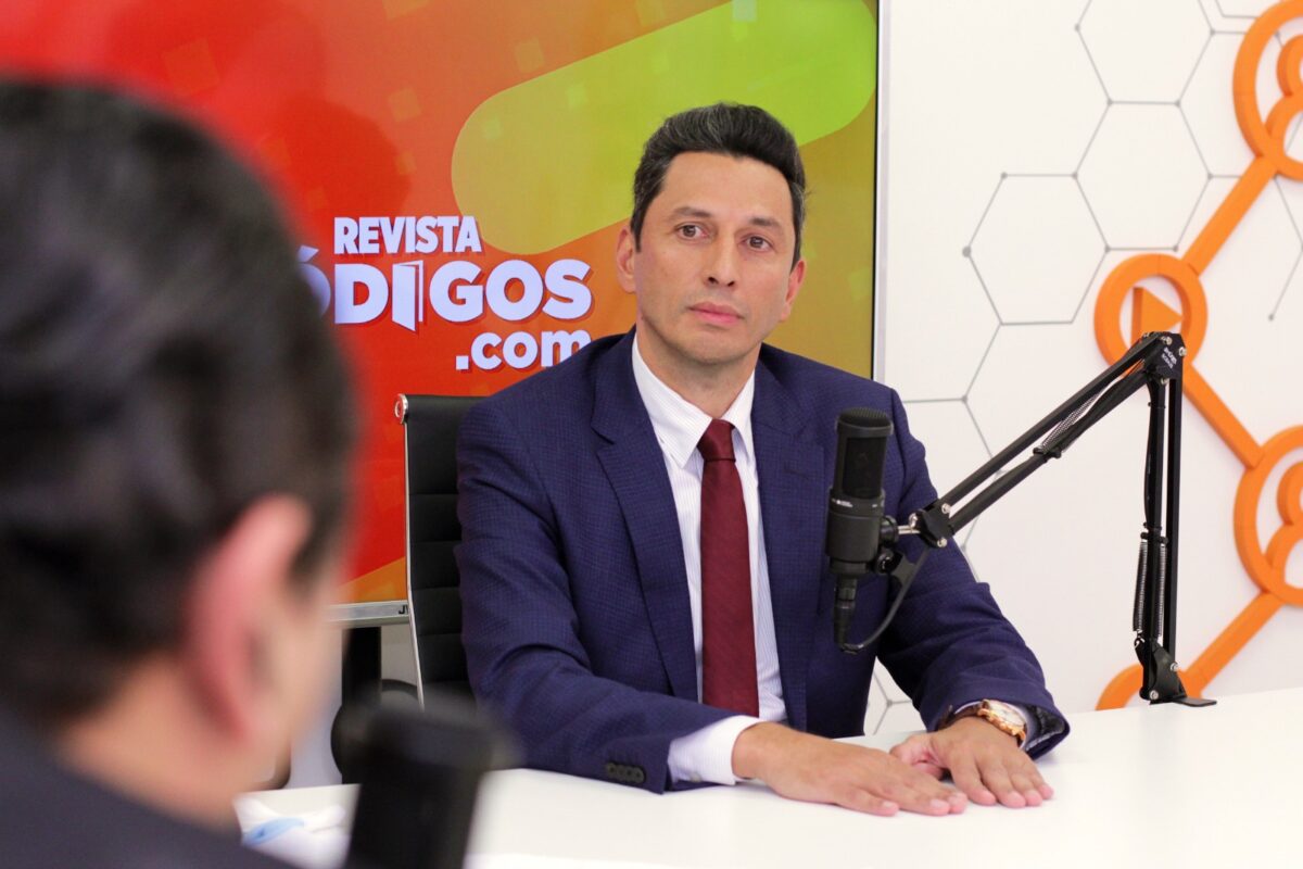 Adrián Núñez pasó por una nueva edición del streaming de Códigos 2 4 - adrian nunez codigos lla 8 - 3