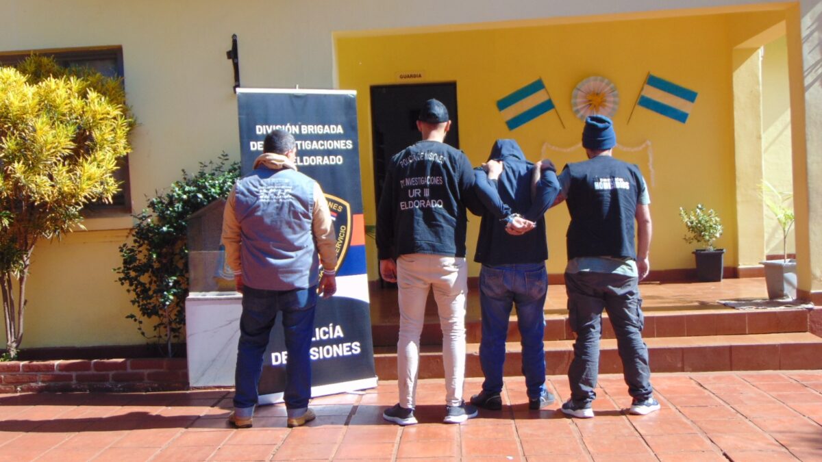 Detuvieron al principal sospechoso por la muerte de Dulce María Candia en Eldorado 2 4 - detenido 3 - 3