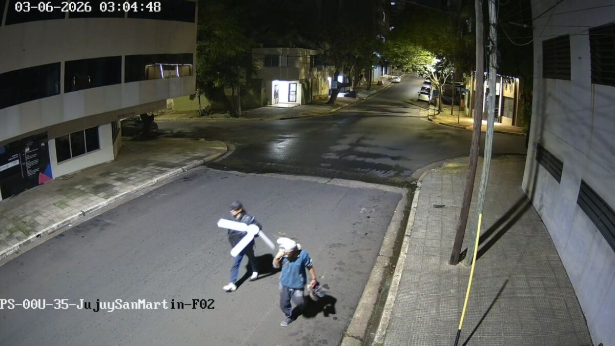 Posadas: ocho detenidos tras ser sorprendidos en actos delictivos por las cámaras del 911 3 6 - detenidos 911 4 - 5