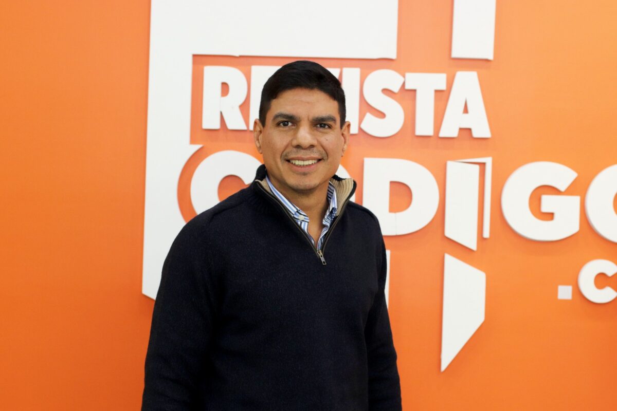 Fernando Meza, sobre la coyuntura nacional: “El verdadero ajuste lo está pagando la clase media” 2 4 - fernando meza codigos 1 - 3