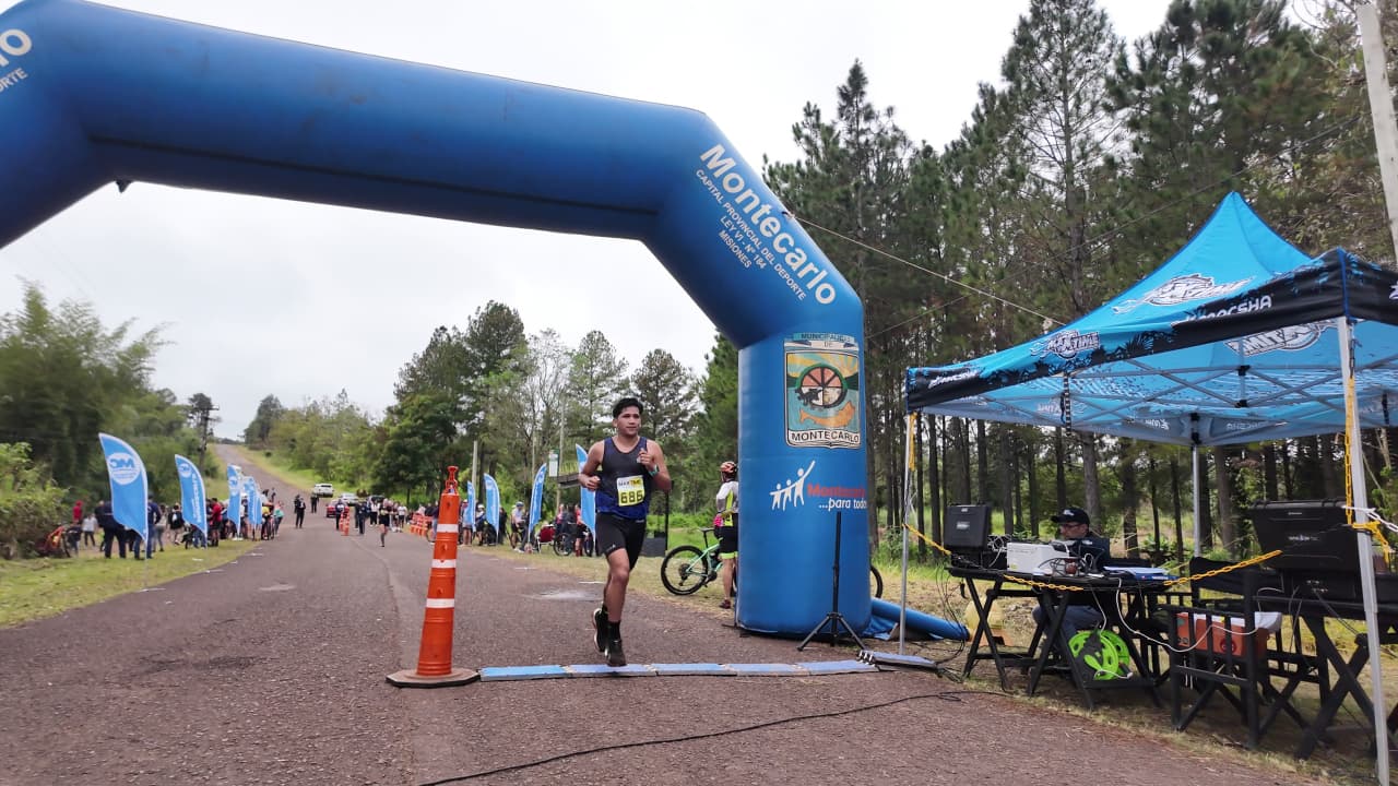 El Triatlón Aventura XV de Montecarlo reunió a decenas de competidores en una nueva jornada de deporte y superación 2 4 - montecarlo triatlon 2 - 3