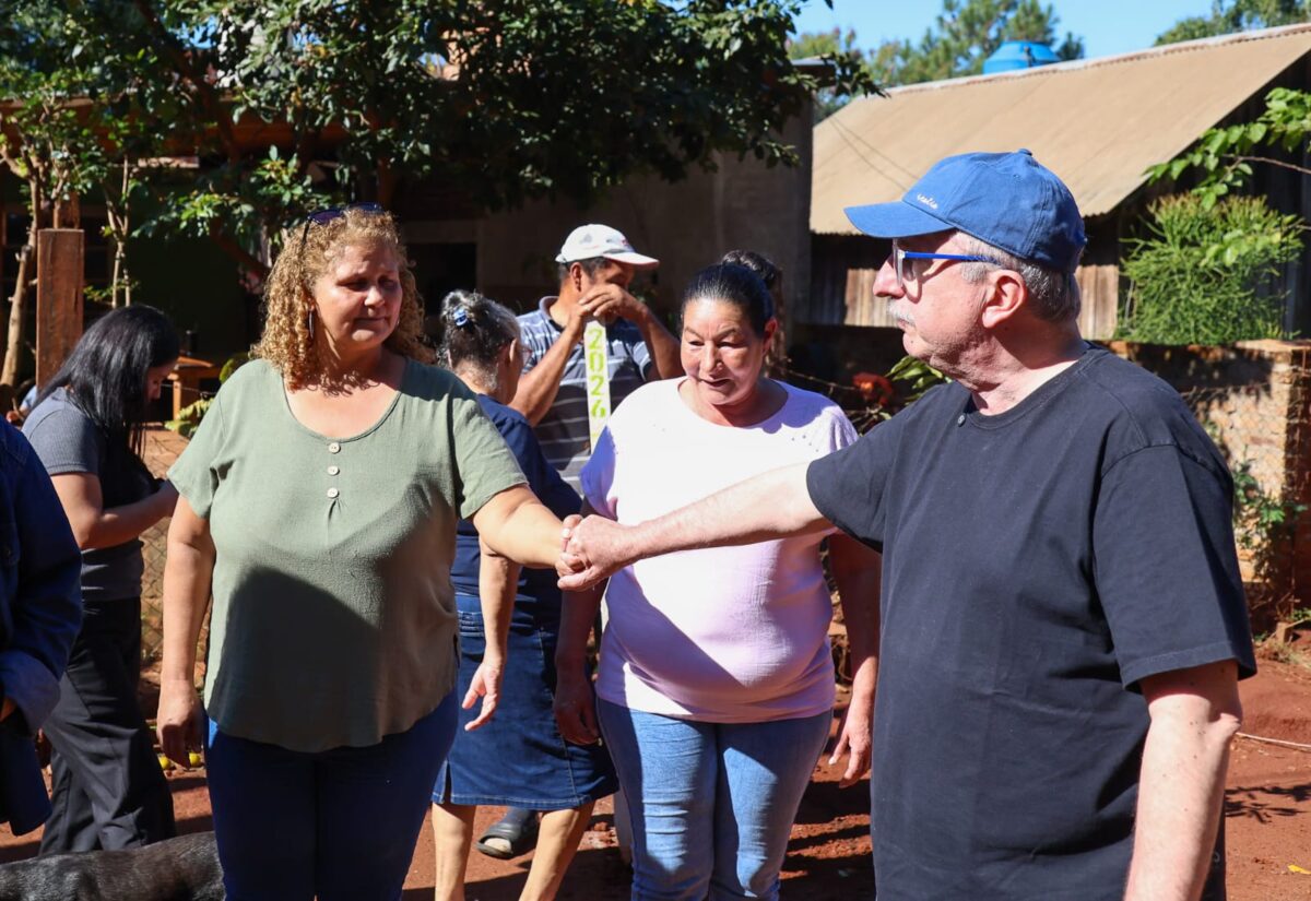 Passalacqua supervisó obras en Oberá: "Nuestro trabajo es hacerle la vida un poco más sencilla a la gente" 1 2 - passalacqua 1 - 1