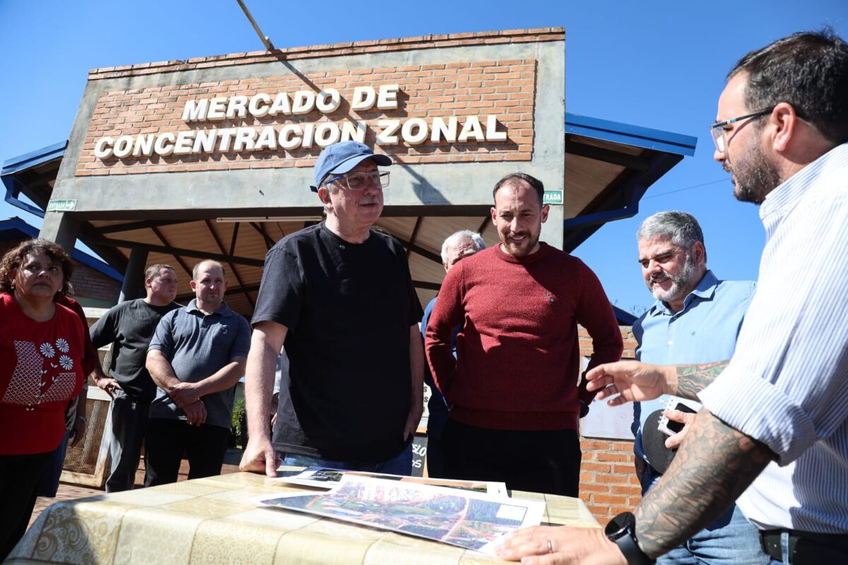 Passalacqua supervisó obras en Oberá: "Nuestro trabajo es hacerle la vida un poco más sencilla a la gente" 3 6 - passalacqua 10 - 5