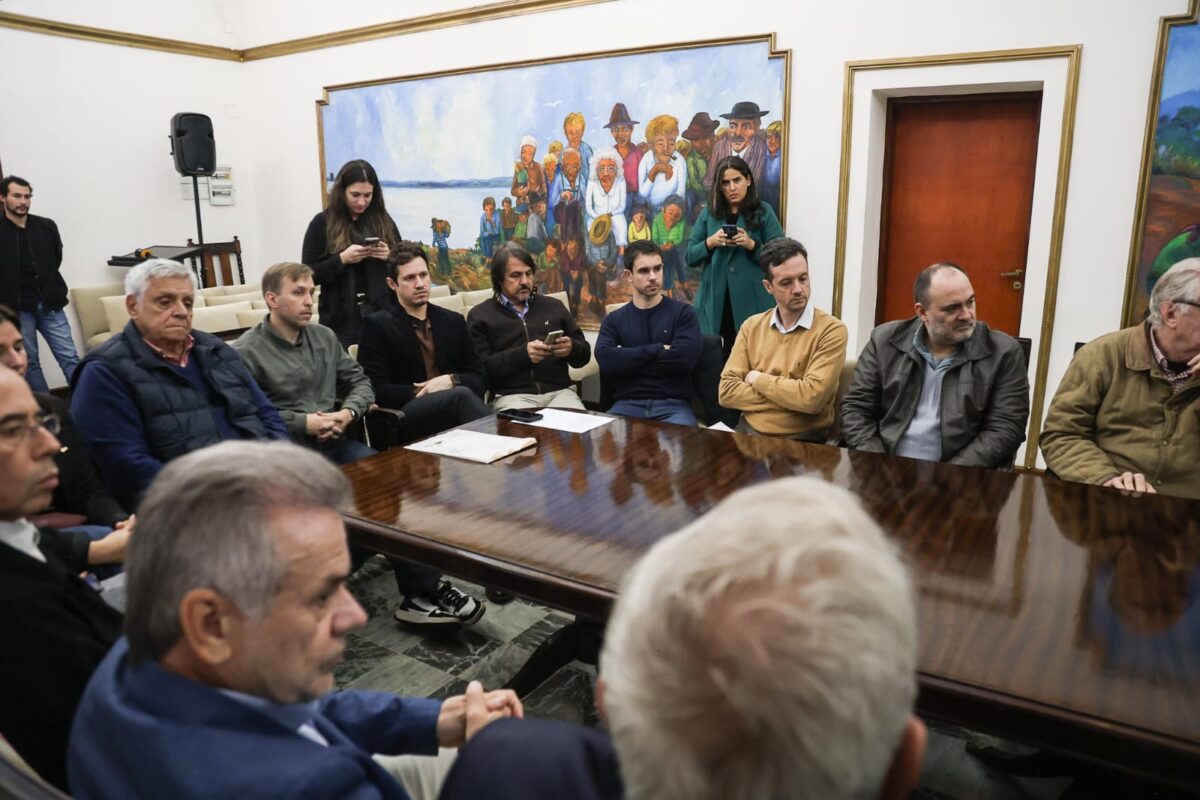 “No duden que vamos a ayudar”: Passalacqua se reunió con representantes de la CEM 4 8 - passalacqua cem 1 1 - 7