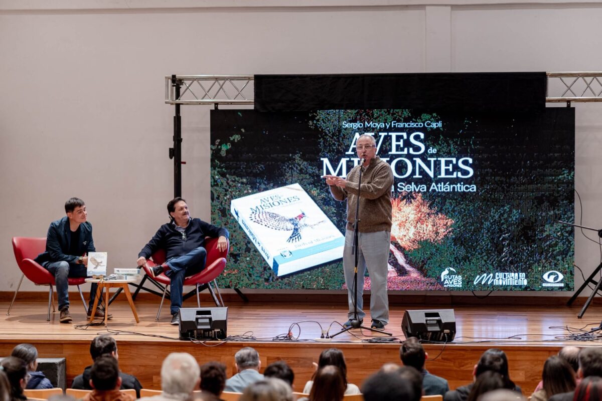 passalacqua en la presentación de libro (1)