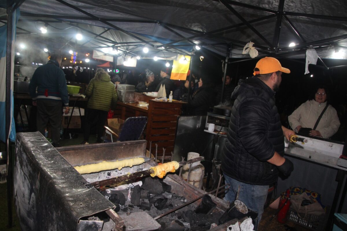 Cientos de vecinos participaron de la tradicional Noche de San Juan Bautista en Posadas 2 4 - san jose posadas 4 - 3