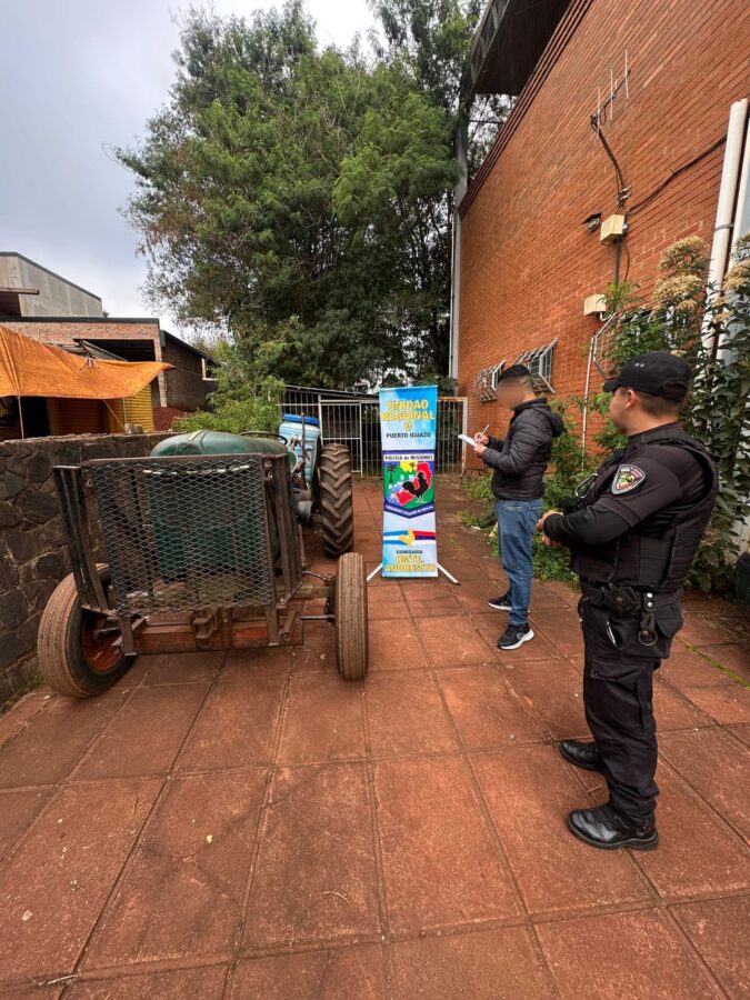 tractor 2 - 3