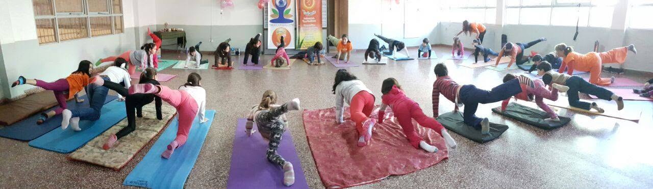 La Semana del Yoga propone actividades abiertas para todo tipo de públicos 2 4 - yoga en el Instituto - 3