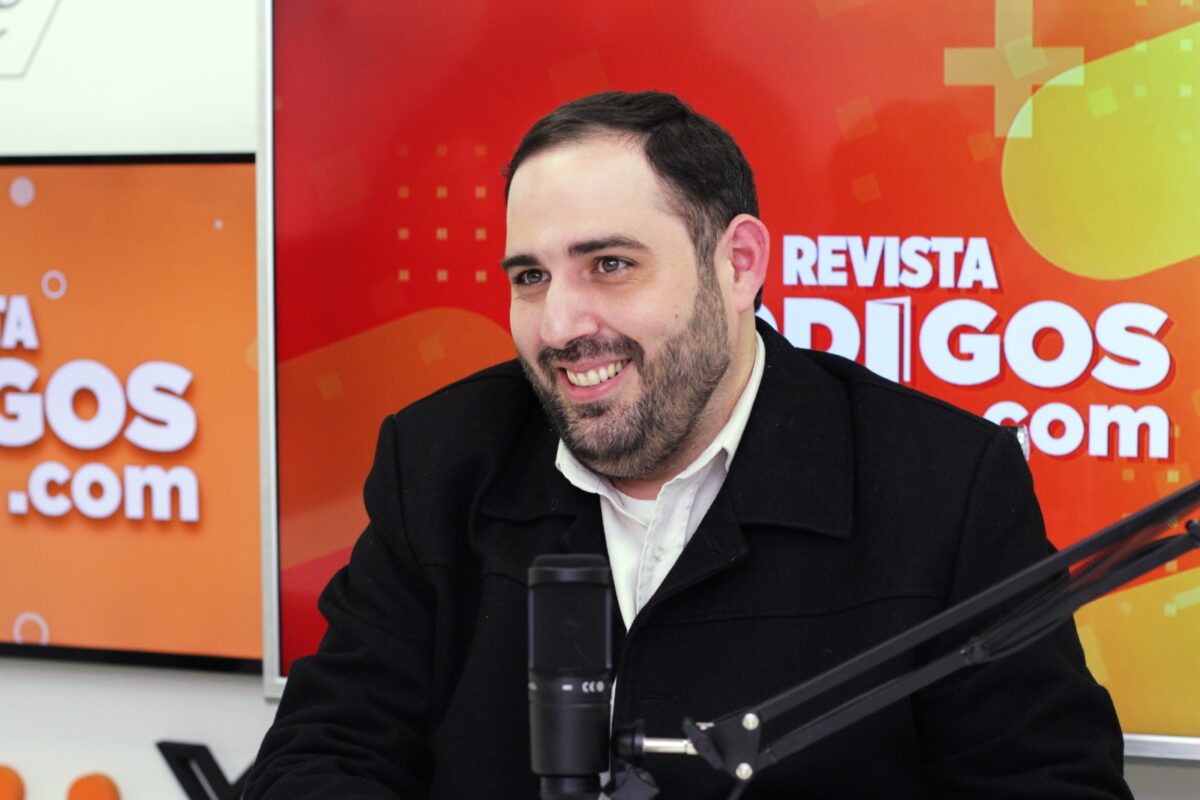Matías Sebely y Alejandro Velázquez pasaron por el streaming de Códigos 9 18 - Alejandro Velazquez y Matias Sebely pasaron por el streaming de Codigos 12 - 17