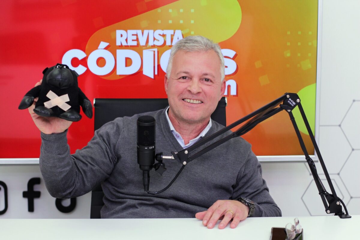 Carlos Koth y Arabela Soler pasaron por el Streaming de Codigos 8 - 1