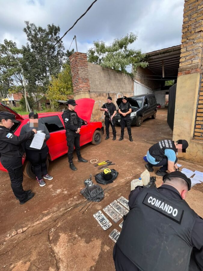 Desbaratan en Obera una banda que robaba cables e investigan vinculos con el narcomenudeo 3 - 5