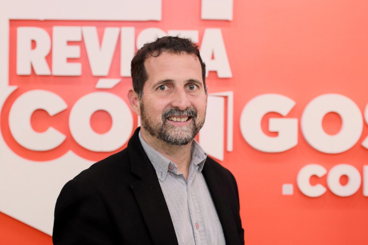 Horacio Simes pasó este martes por el streaming de Códigos 1 2 - Horacio Simes paso este martes por el streaming de Codigos 1 - 1