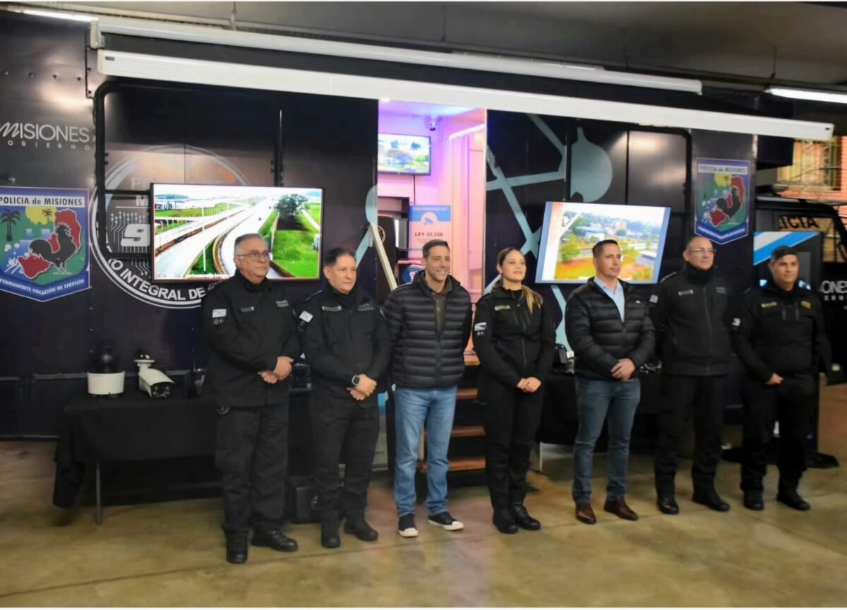 La Policía Nacional de Paraguay destacó el modelo tecnológico de seguridad de Misiones 3 6 - La Policia Nacional de Paraguay destaco el modelo tecnologico de seguridad de Misiones 3 - 5