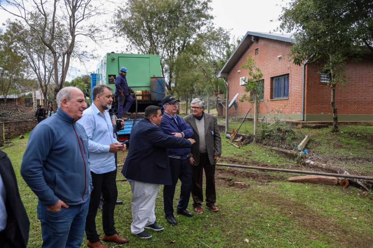 Passalacqua destaco el plan hidrico provincial tras inaugurar una perforacion en Cerro Cora 5 - 5