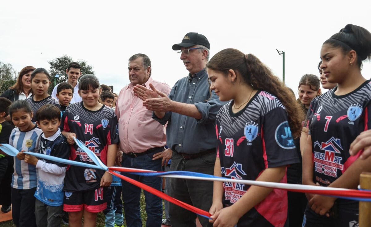 Passalacqua encabezó el 126° aniversario de Azara y supervisó obras: "No dejen que los dividan" 16 32 - Passalacqua encabezo el 126° aniversario de Azara y superviso obras No dejen que los dividan 6 - 31