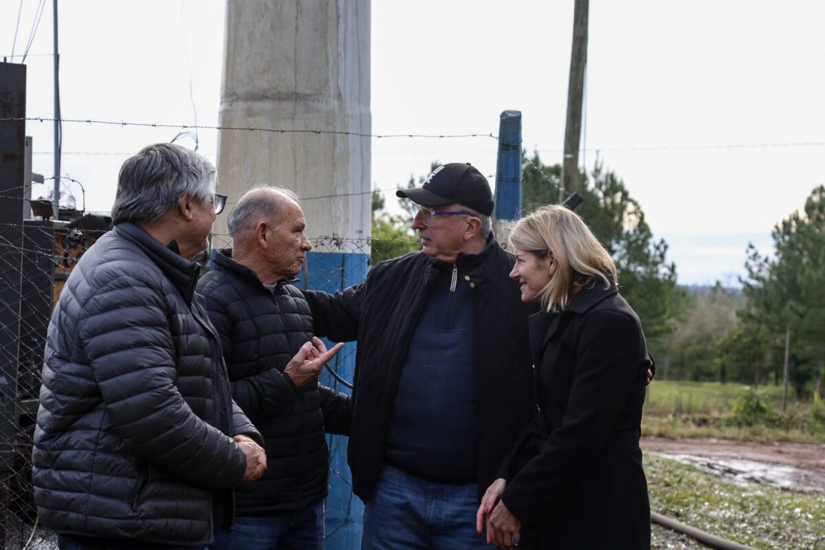 Passalacqua encabezó la habilitación de una perforación que mejora el servicio de agua para familias en Almafuerte 2 4 - Passalacqua encabezo la habilitacion de una perforacion que mejora el servicio de agua para familias en Almafuerte 11 - 3