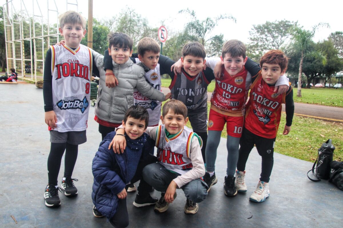 Con deporte, amistad y familias presentes, cerró la Liga Municipal de Básquet Infantil en Posadas 1 2 - basquet infantil 1 - 1