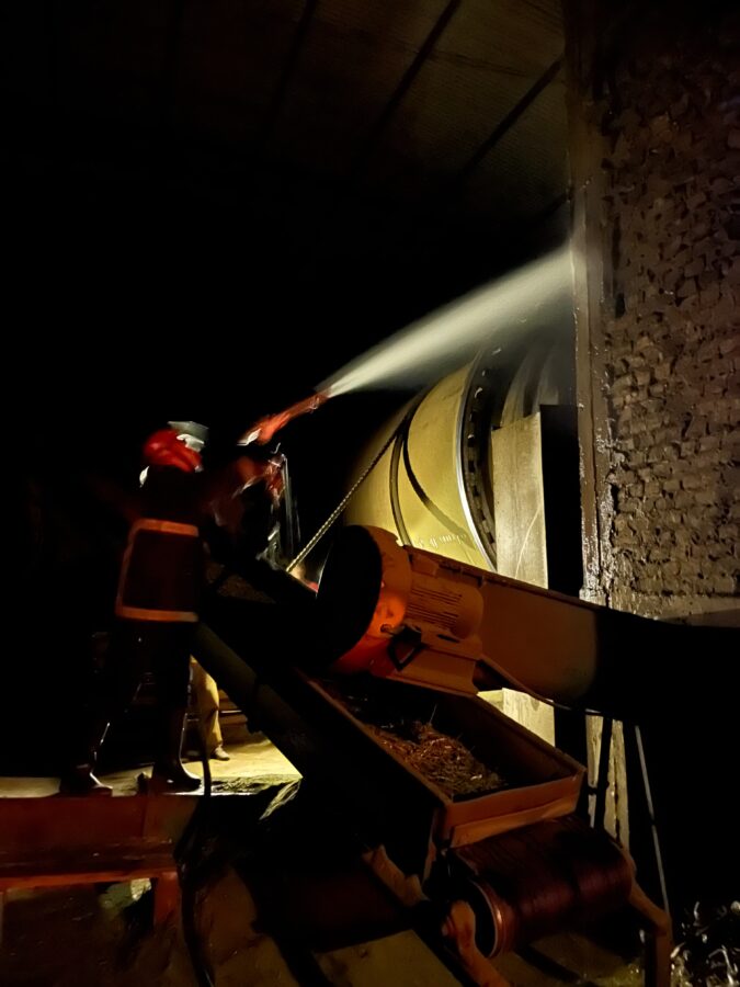 Operario de EMSA resultó herido al reparar daños provocados por incendios: bomberos ya superan las 60 intervenciones 5 10 - bombero e intervencions 5 - 9
