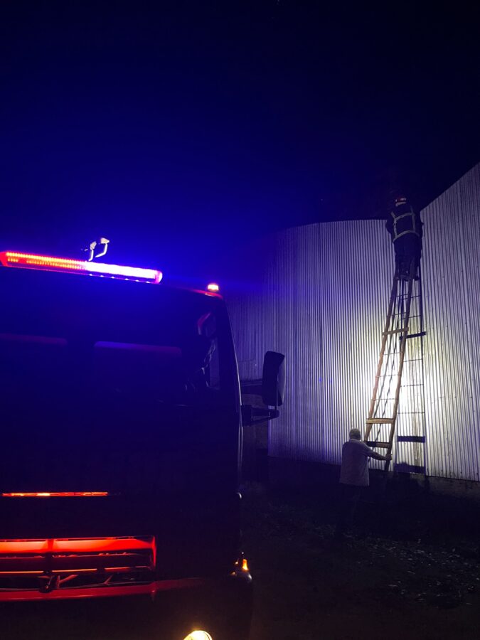 Operario de EMSA resultó herido al reparar daños provocados por incendios: bomberos ya superan las 60 intervenciones 6 12 - bombero e intervencions 6 - 11