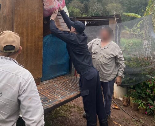 Continúan las evacuaciones y el operativo de asistencia a las familias afectadas por la crecida del río Uruguay 1 2 - crecida rio uruguay 2 - 1