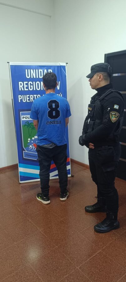 Detuvieron a un hombre que robó un auto y se lo prestó a su ex cuñado en Puerto Iguazú 3 6 - detenido 3 - 5
