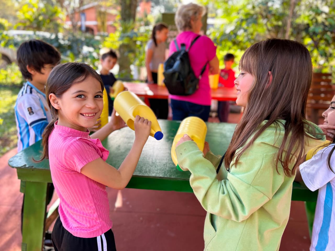 Eco Vacaciones: niños aprendieron sobre compostaje y reciclaje en el Jardín Botánico de Montecarlo 4 8 - ecocompostaje 4 - 7