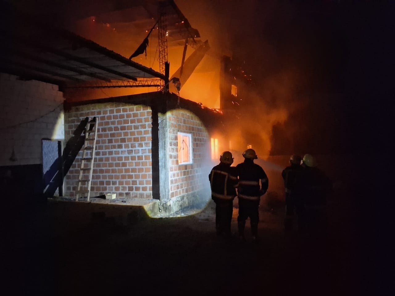 incendio colonia victoria
