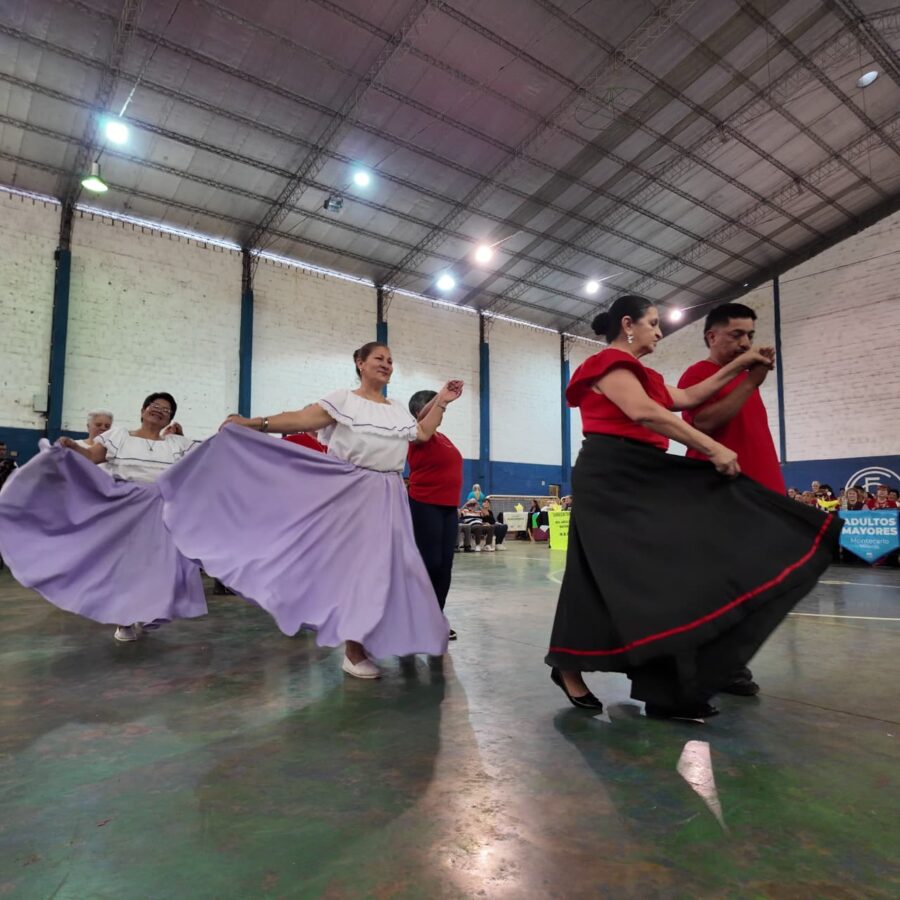 Montecarlo celebró la Fiesta Provincial del Día de los Abuelos junto a delegaciones de toda Misiones 4 8 - montecarlo 5 1 - 7