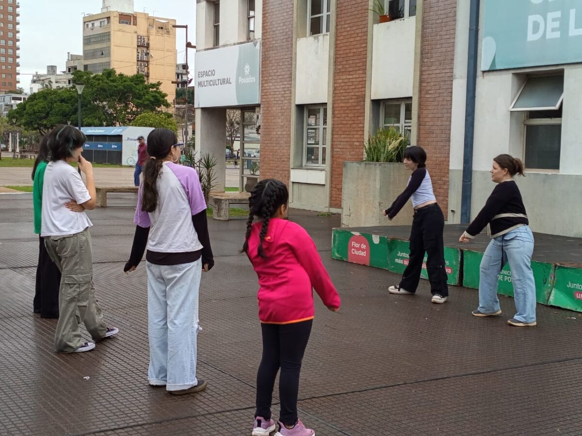 Al ritmo del K-Pop, "Multiarte en Invierno" sigue convocando a familias en Posadas 4 8 - multiarte 4 1 - 7