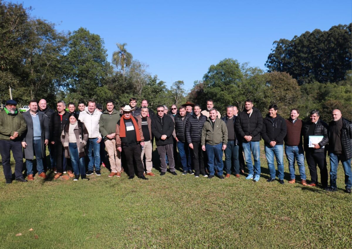 reunion intendentes y gabinete (2)