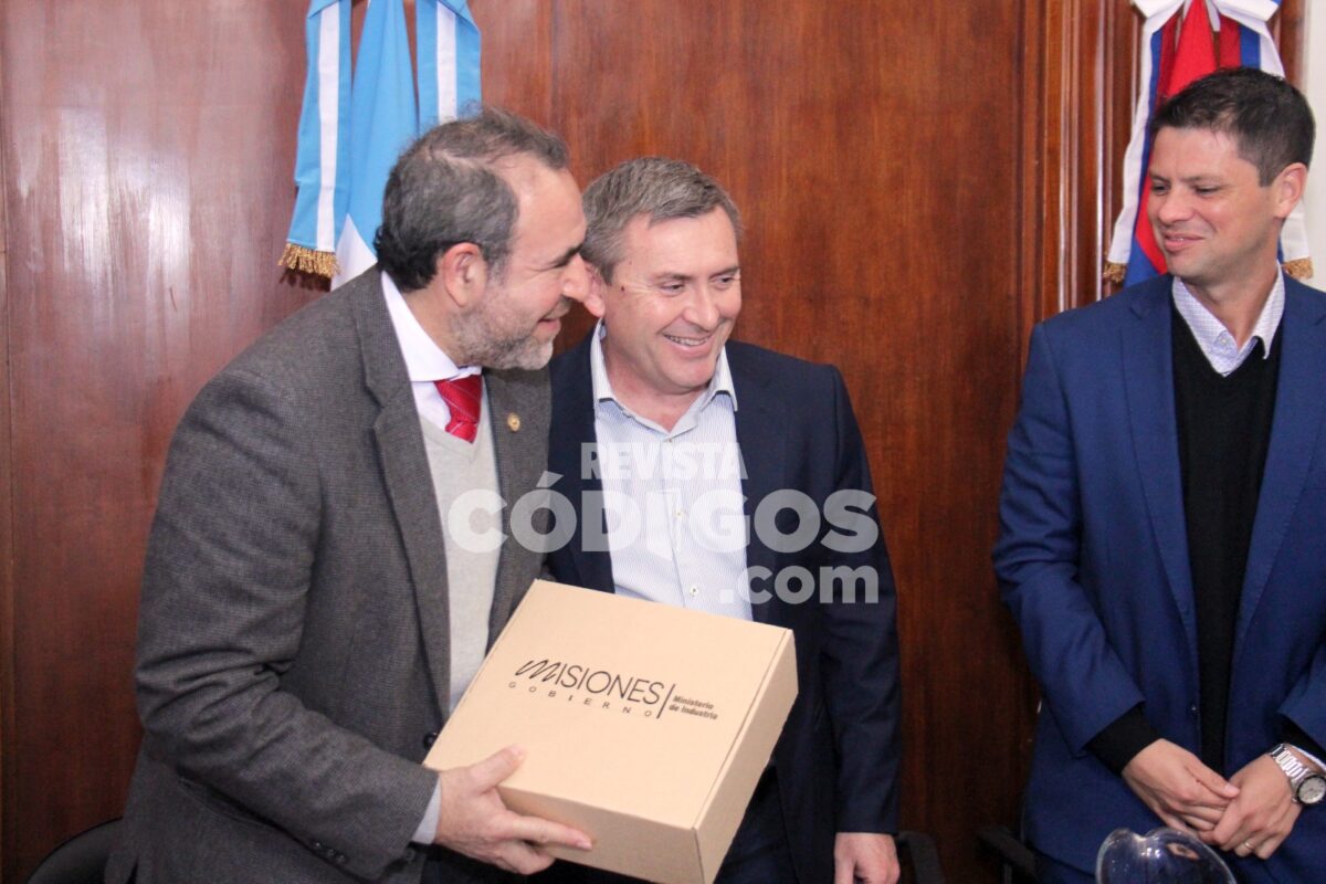 Misiones y Paraguay impulsan una agenda de integración con foco en el comercio y el tránsito fronterizo 7 14 - reunion misiones paraguay 8 - 13
