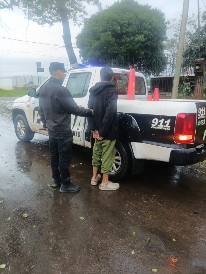 Le cortaba la luz al barrio para robar cables y terminó detenido en Posadas 1 2 - roba cables 1 - 1
