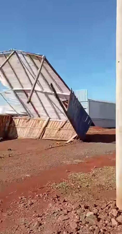 Fuertes ráfagas de viento causaron daños materiales en varias localidades de Misiones 3 6 - vientos 3 - 5