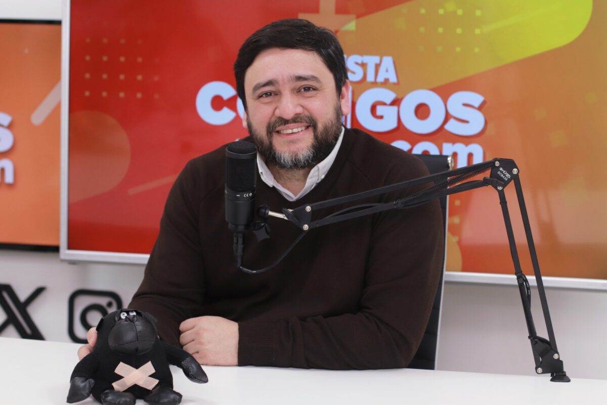 Cristian Garrido y Rita Flores pasaron por el streaming de Codigos 11 - 11