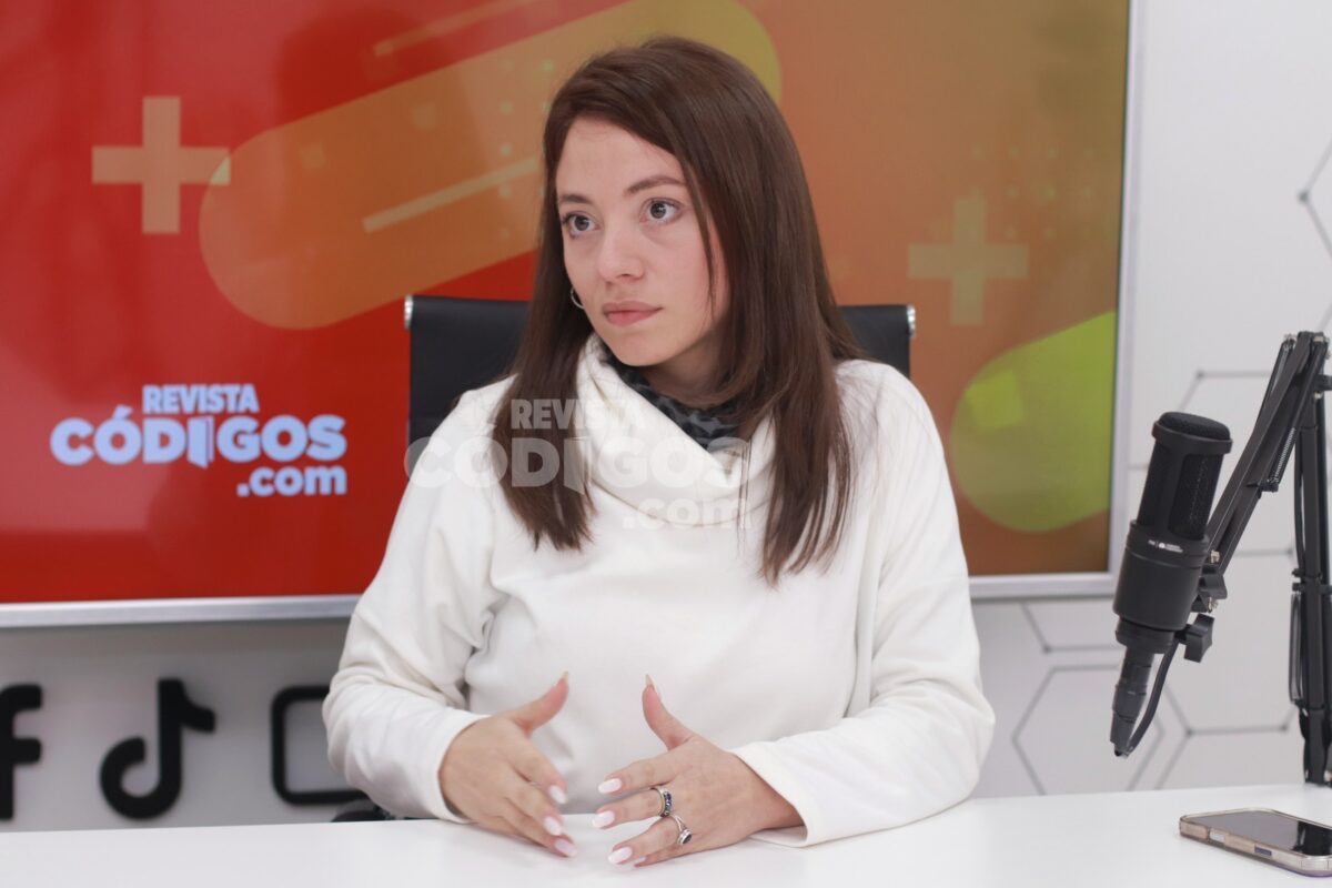 Cristian Garrido y Rita Flores pasaron por el streaming de Codigos 2 - 19