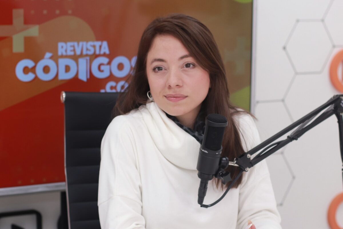 Cristian Garrido y Rita Flores pasaron por el streaming de Codigos 4 - 21