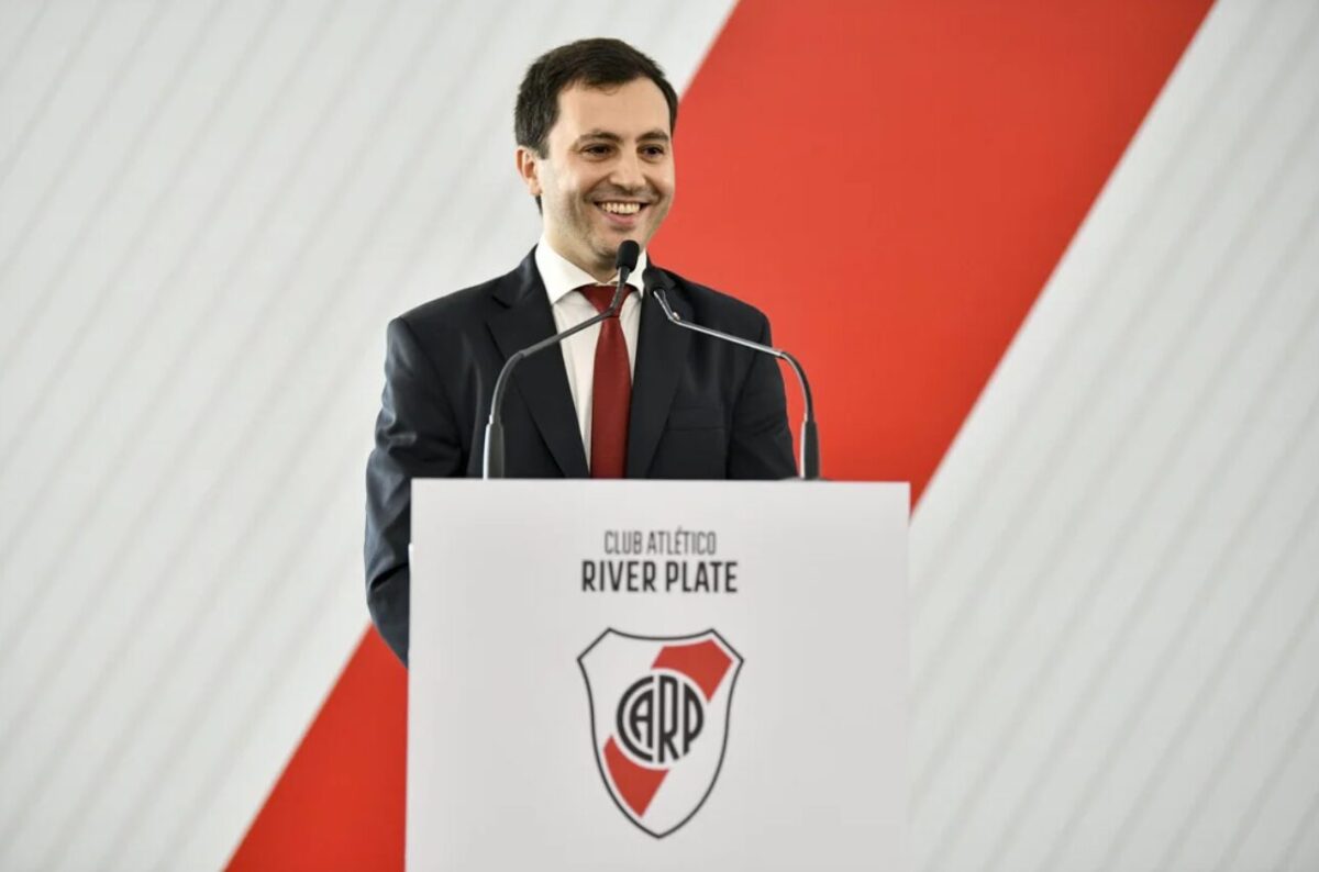 Di Carlo admitió que la crisis de River “es grave”, pidió disculpas por el conflicto en Cantilo y respaldó a Coudet