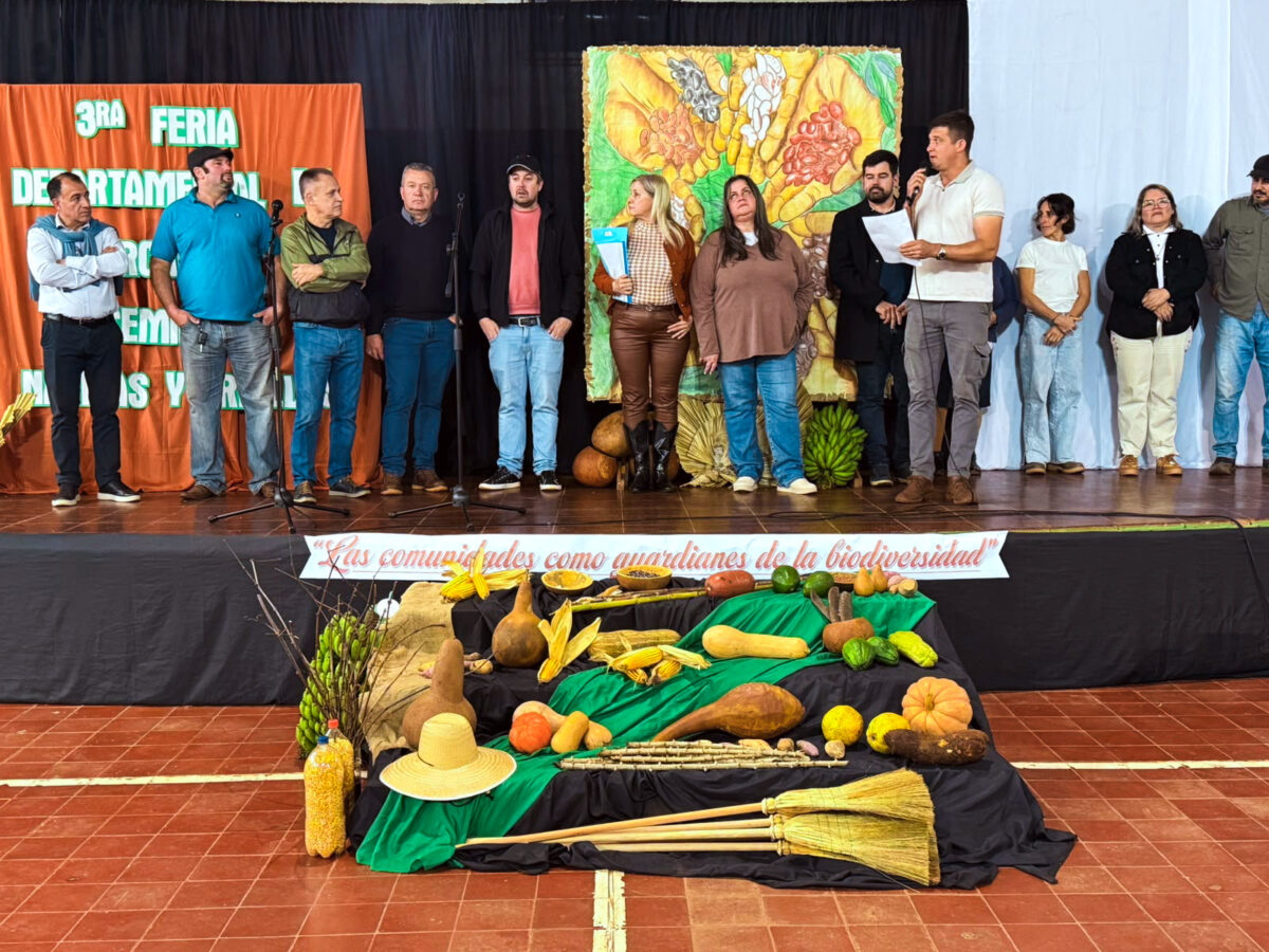 Más de 200 personas participaron de la Feria de Semillas Nativas y Criollas en Alba Posse 1 2 - Feria Zonal.Semillas AlbaPosse 3 - 1
