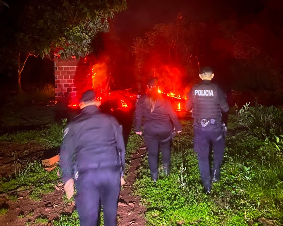 Investigan un incendio en San Javier y detuvieron a un hombre de 52 años