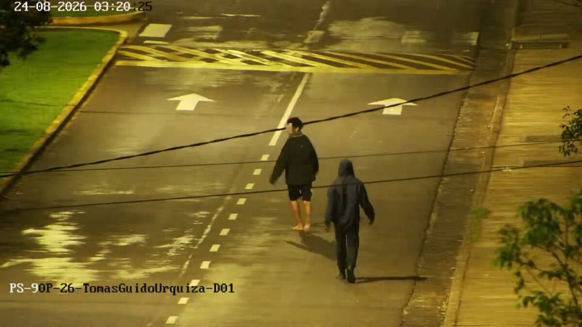 Las cámaras del 911 detectaron a un hombre armado y una patrulla intervino antes que atacara a otro en Posadas