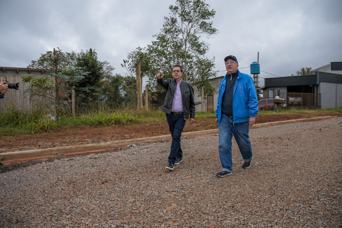 Passalacqua impulsa obras estratégicas y asistencia a productores en San Vicente 2 4 - Passalacqua impulsa obras estrategicas y asistencia a productores en San Vicente 7 - 3
