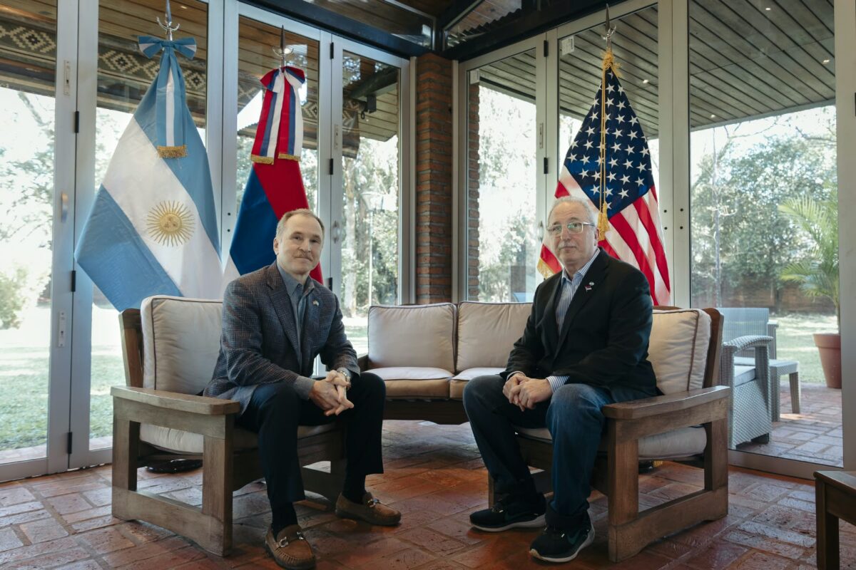 Passalacqua recibio al embajador de Estados Unidos y fortalecio la agenda de seguridad fronteriza en Misiones 2 - 7