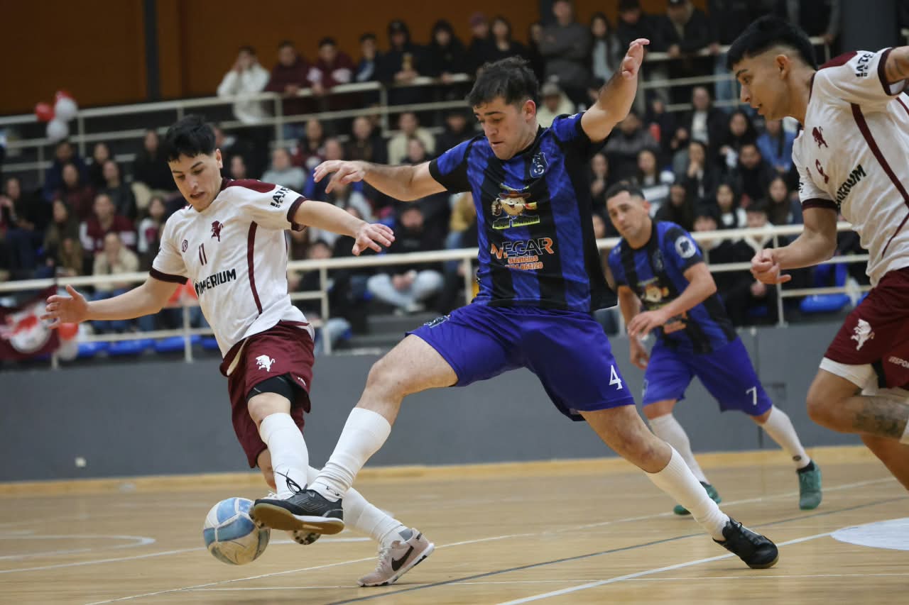Torino campeón nacional de futsal: el fruto del trabajo y un lugar en la historia del deporte misionero 12 24 - Torino futsal campeon nacional el fruto del trabajo y un lugar en la historia del deporte misionero 6 - 23