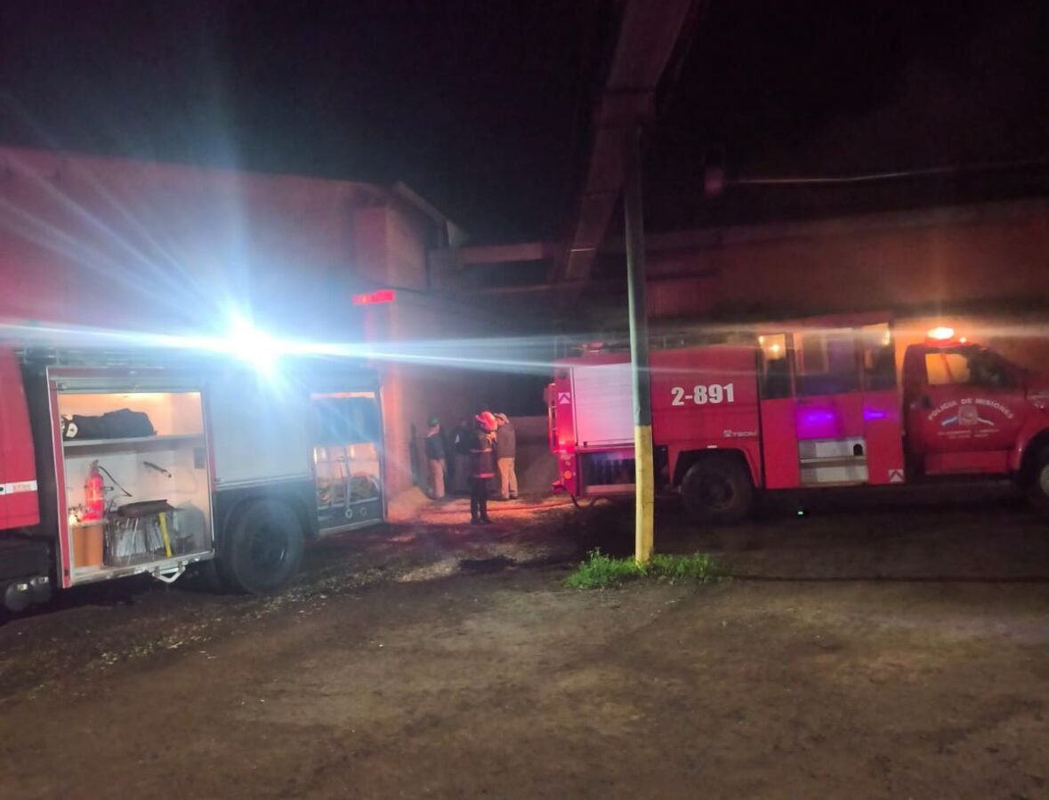Tres incendios encendieron las alarmas en Misiones: rápida intervención de Bomberos