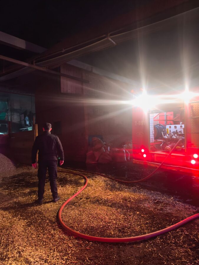 Tres incendios encendieron las alarmas en Misiones: rápida intervención de Bomberos 3 6 - Tres incendios encendieron las alarmas en Misiones rapida intervencion de Bomberos 5 - 5