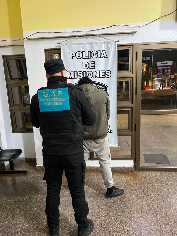 Una madrugada de operativos dejó 23 detenidos en distintos puntos de Misiones 3 6 - Una madrugada de operativos dejo 23 detenidos en distintos puntos de Misiones 9 - 5