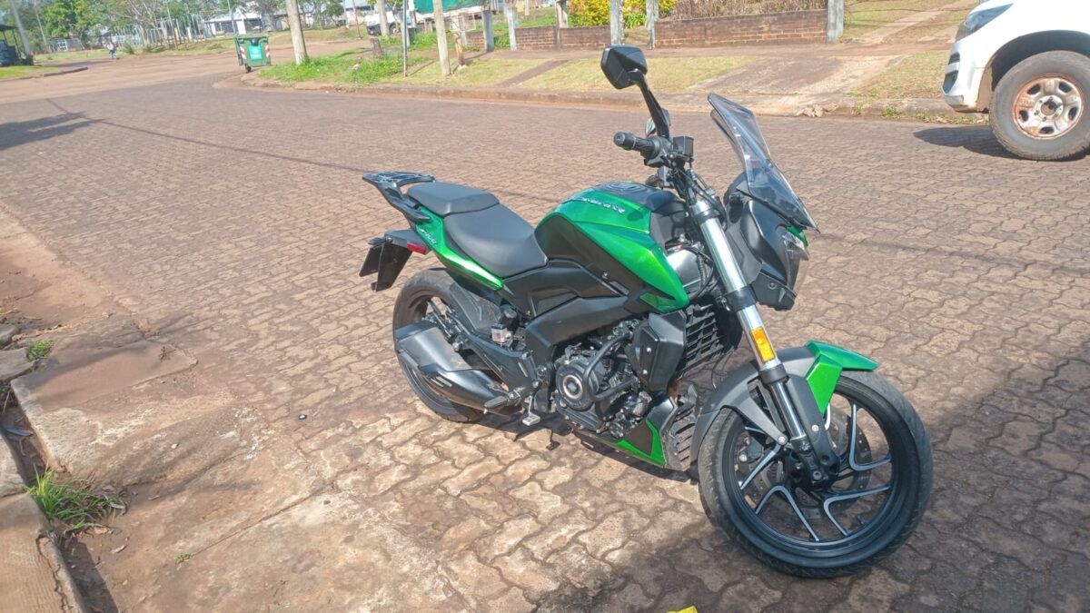 Vio a la Policía, se internó en la maleza y abandonó una moto de gran cilindrada buscada en Buenos Aires 3 6 - WhatsApp Image 2026 08 15 at 12.26.31 - 5