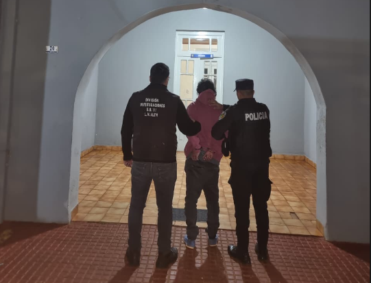Alem: un detenido por el presunto homicidio de una persona hallada en un arroyo