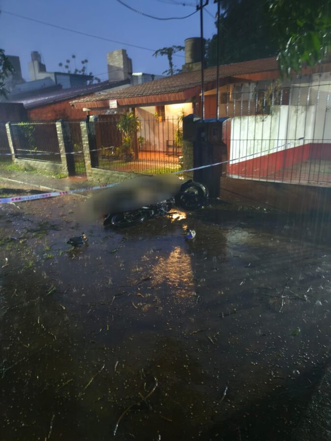 Despiste fatal en Posadas: un motociclista murió y la moto había sido denunciada como robada 1 2 - despiste 4 - 1